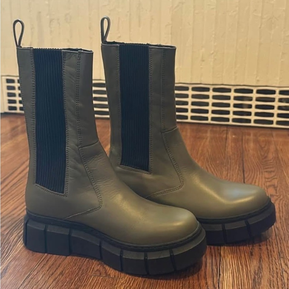 ALOHAS Olive Green Combat Boots